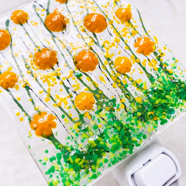 Marigold Flowers Night Light, Yellow Floral Glass Nightlight, Yellow Flowers Night Light, Fused Glass Nightlight